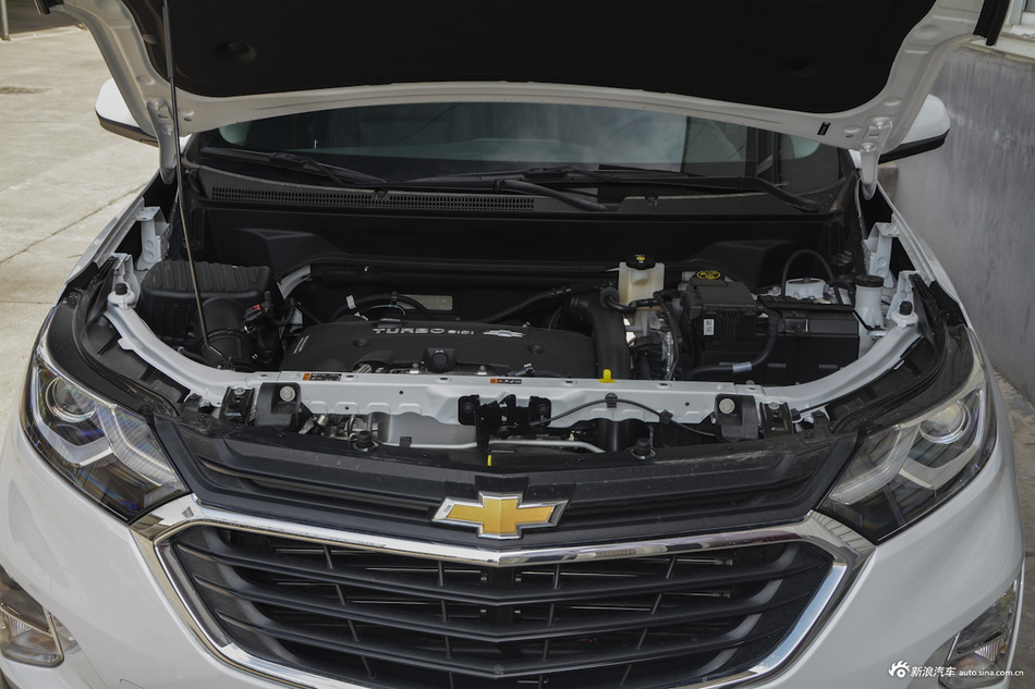 2017款探界者2.0T自动四驱拓界版550T