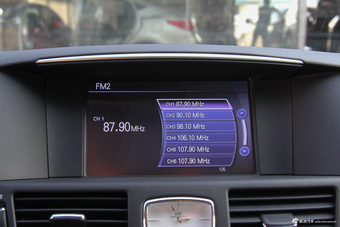 2017款英菲尼迪Q70L 2.5L自动悦享版