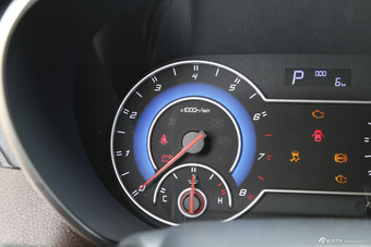 2017福美来七座版1.5T自动适·享型7座