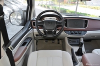 2018款菱智M5 1.6L手动7座舒适型