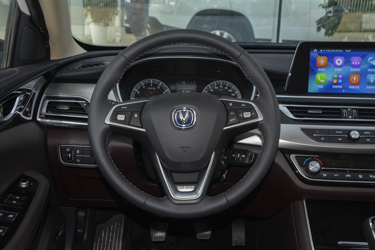 2018款睿骋CC1.5T手动典雅型