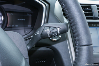 2018款蒙迪欧2.0T自动豪华型EcoBoost 200