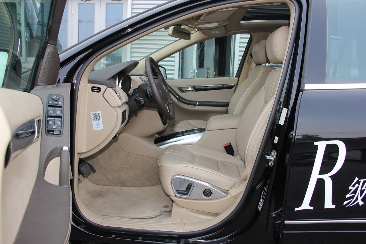 2015款奔驰R320 3.0T自动4MATIC豪华型