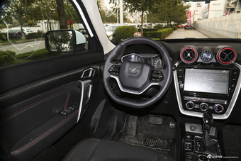 2016款北京BJ20 1.5T 自动CVT豪华型