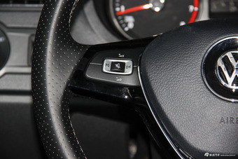 2016款POLO 1.6L自动Cross