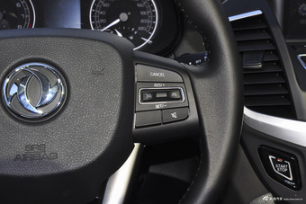 2016款风度MX5 2.0L 自动旗舰版