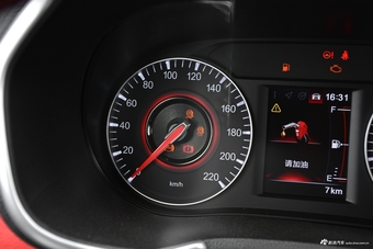 2017款中华V3 1.5L手动智能型