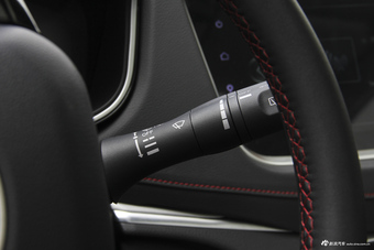 2018款SWM斯威G01 1.5T自动-傲up