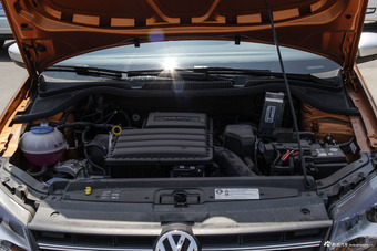 2016款POLO 1.6L自动Cross