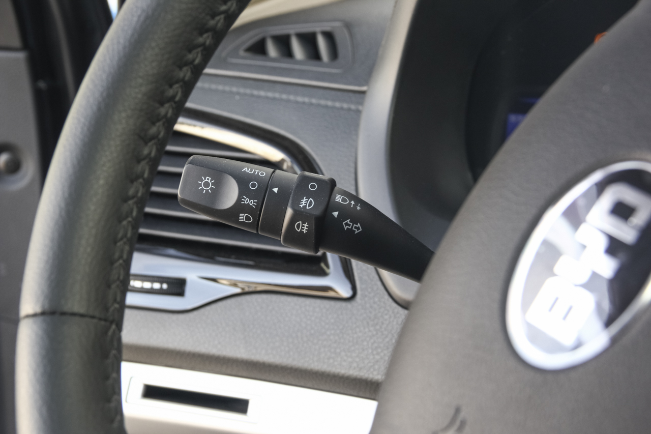 2017款比亚迪S7 1.5T手动尊贵型