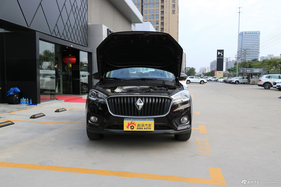 2018款宝沃BX7 2.0T自动28T四驱旗舰型7座