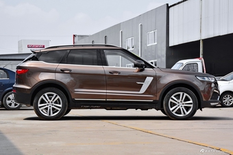 2017款众泰T700 1.8T自动尊享型