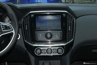 2016款驭胜S350 2.0T自动四驱汽油超豪华版7座