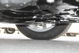 2016款科鲁兹1.5L自动时尚天窗版