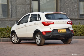 2015款北汽绅宝X25 1.5L手动标准型