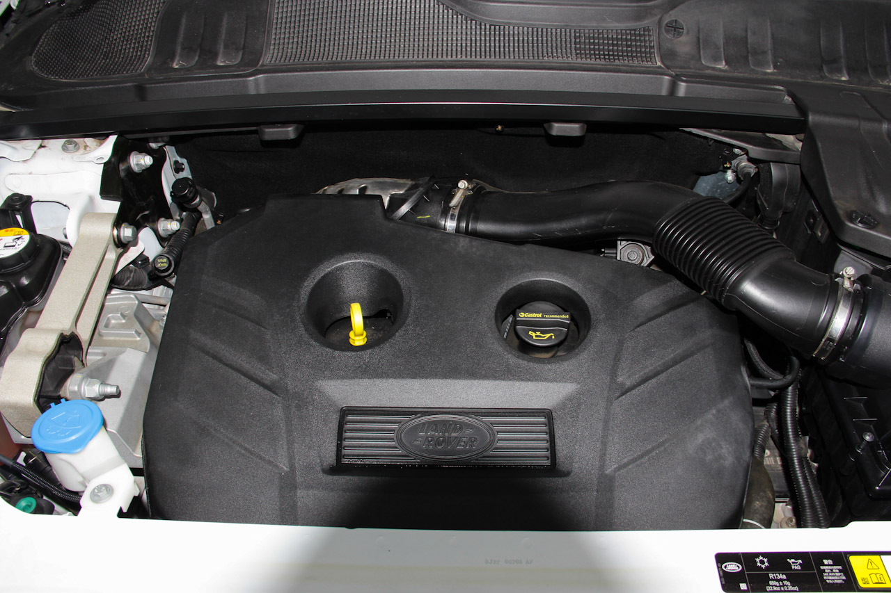 2015款揽胜极光2.0T自动锐动版