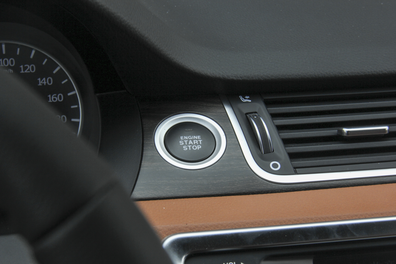 2018款陆风X7劲越 1.5T自动全景尊贵型