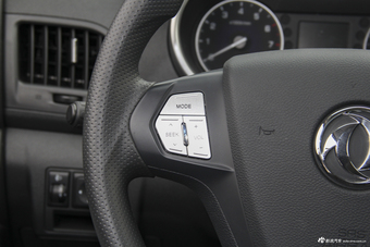 2017款风神AX3领先版1.5L手动尚酷型