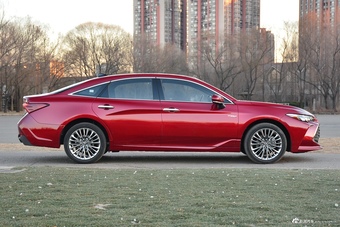 2019款亚洲龙双擎2.5L自动Limited旗舰版国V