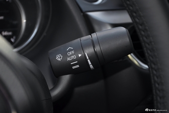 2018款阿特兹2.5L自动蓝天至尊版