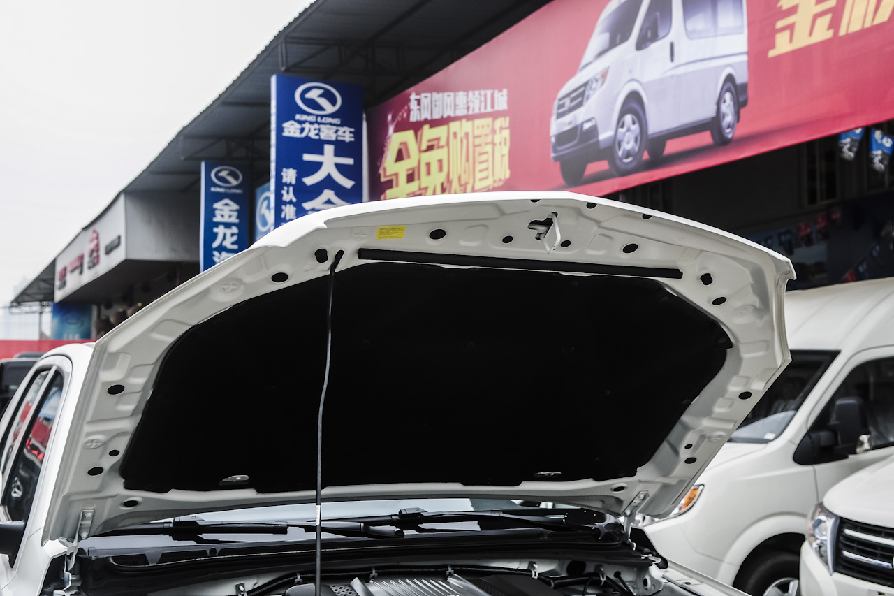 2015款帅铃T6 2.8T手动柴油新锐型长轴HFC4DA1-2C