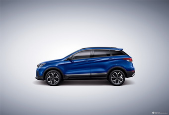 2018款北汽绅宝智行