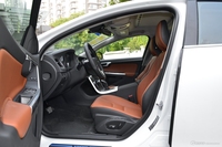 2019款沃尔沃S60L 1.5T自动T3智进版