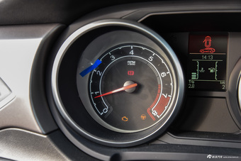 2016款锐腾 1.5T手动超值版