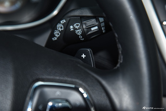 2015款林肯MKX 2.0T自动四驱尊雅版