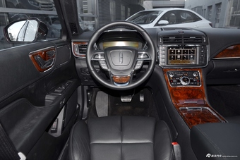 2017款林肯大陆2.0T自动两驱尊享版