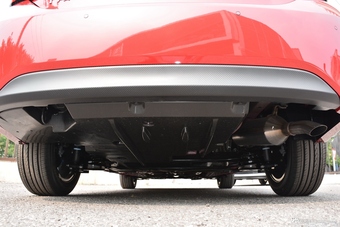 2018款雷凌185T自动尊贵版