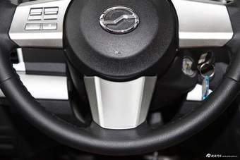 2018款中兴威虎 2.8T柴油国V两驱精英型大双CA4D28C5-1B