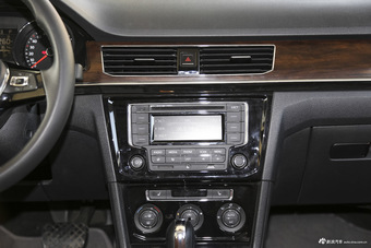 2016款宝来1.6L自动豪华型