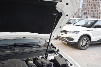 2018款逍遥1.5GTDI手动白银版