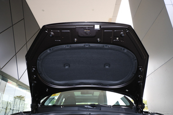 2016款宝沃BX7 2.0T自动两驱精英版28T