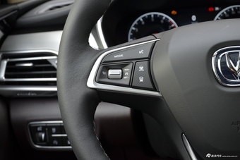 2018款睿骋CC1.5T自动尊雅型