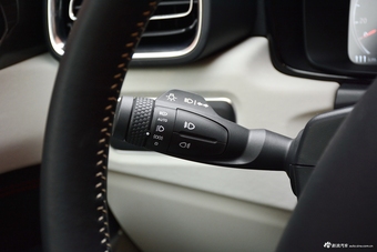 2018款领克02 1.5T两驱