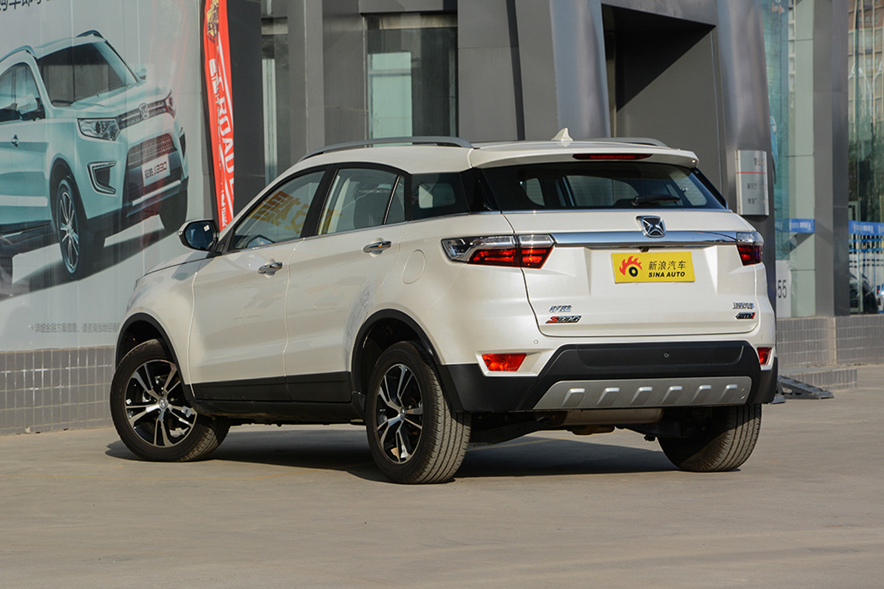 2016款驭胜S330 1.5T自动两驱尊贵版