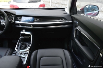 2018款哈弗H6 换代2.0T自动豪华型蓝标