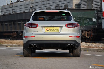 2017款众泰SR9 2.0T 自动极致之梦版（米色）