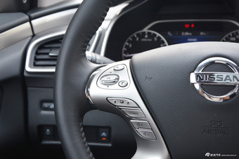 2017款楼兰2.5L自动XL NAVI Plus两驱智领版