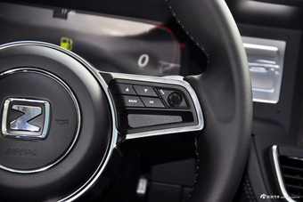 2016款众泰T600 2.0T自动尊贵型运动版