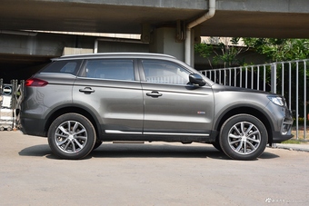 2018款吉利博越1.8TD手动智雅型