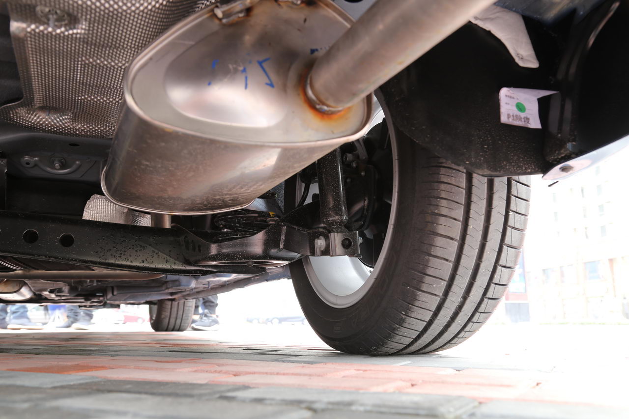 2017款荣威i6 1.0T互联网吞享版16T