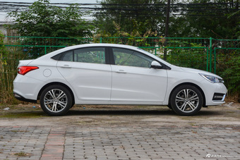 2017款艾瑞泽5 1.5L手动豪华版
