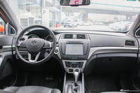 2015款绅宝X65 2.0T自动豪华型 烈焰橙