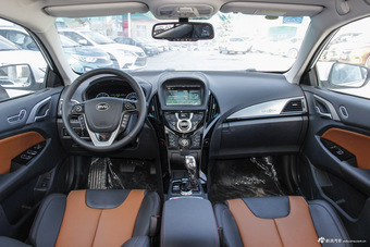 2016款比亚迪秦EV300尊荣型图片