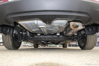 2016款悦翔V7 1.6L手动乐趣型国V