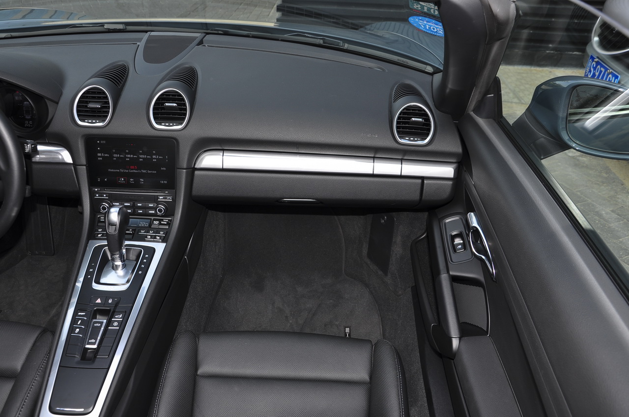 2016款保时捷718 Boxster 2.0T自动