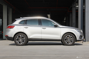 2016款宝沃BX7 2.0T自动四驱豪华版28T
